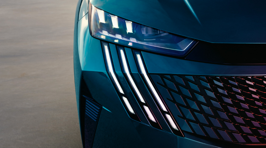 NEW E-3008デビューフェア開催中！！