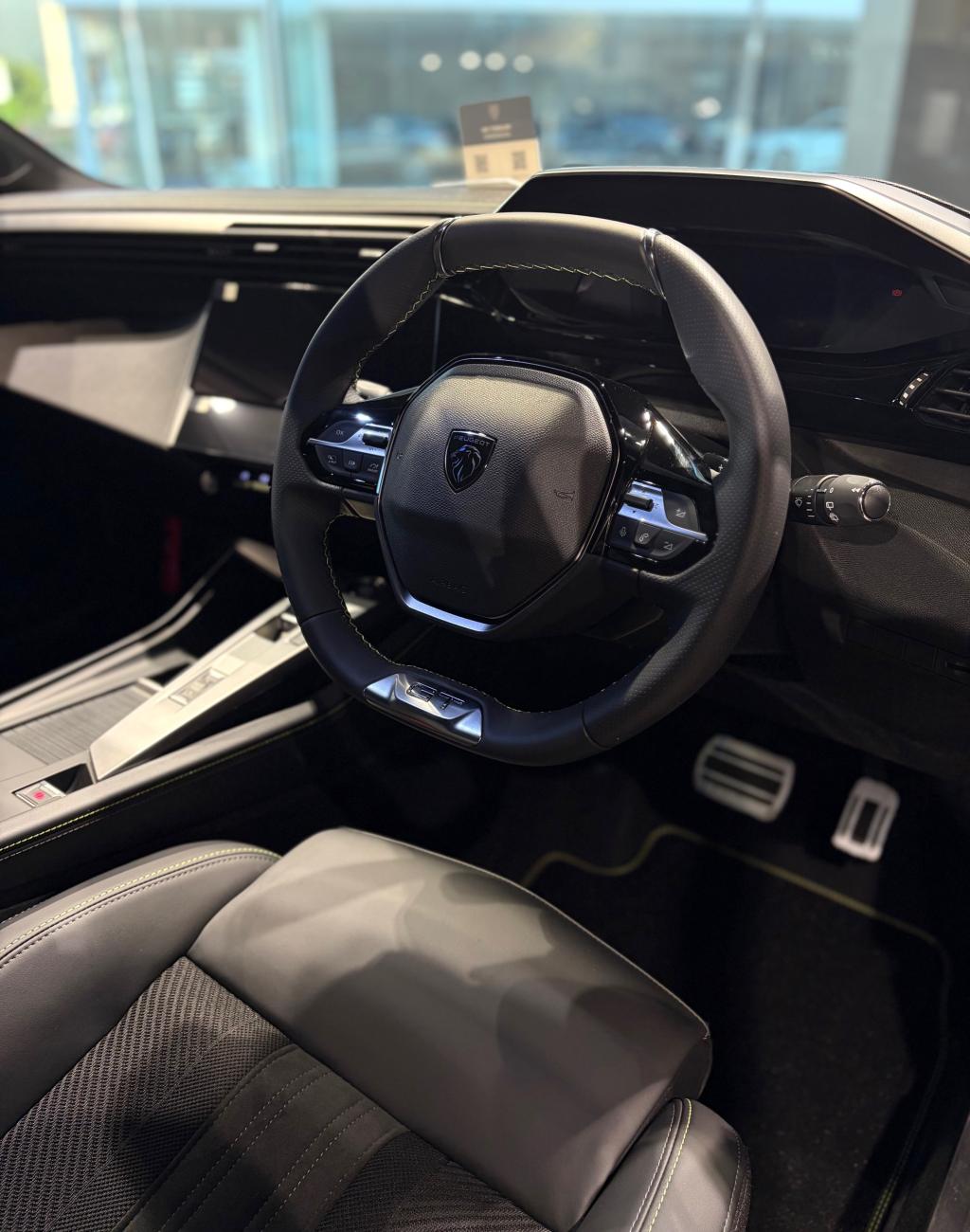 展示車追加いたしました🚗