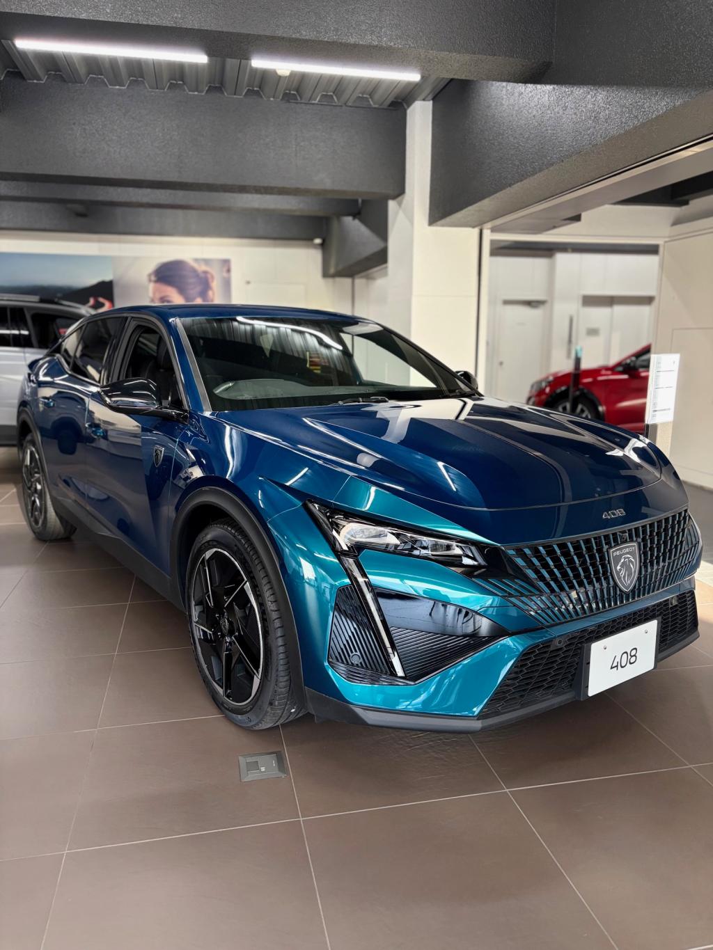 408GT HYBRID展示中