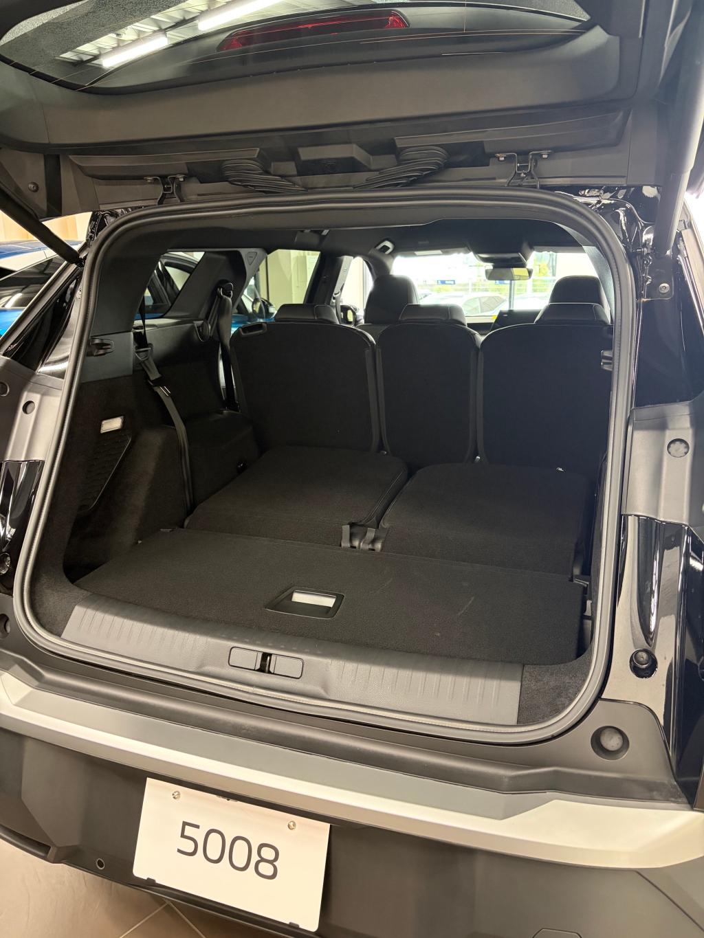 Peugeot 5008 GT HYBRID