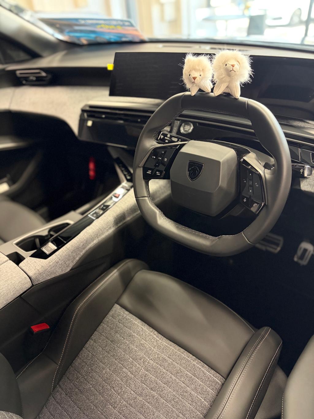 PEUGEOT 3008 【金利0％】🎉